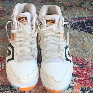Nike Air Tech Challenge two kumquat color sz 11.5